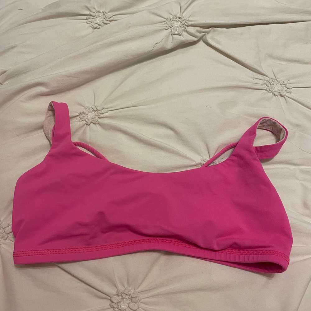 HOT PINK LULULEMON SPORTS BRA